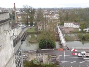 Passerelle d'acc&egrave;s &agrave; Angoul&ecirc;me