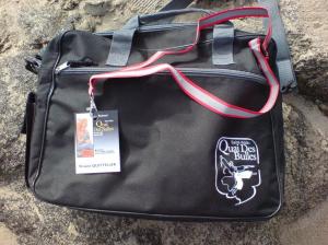 Quai Des Bulles 2009 - Sac et badge de Viviane